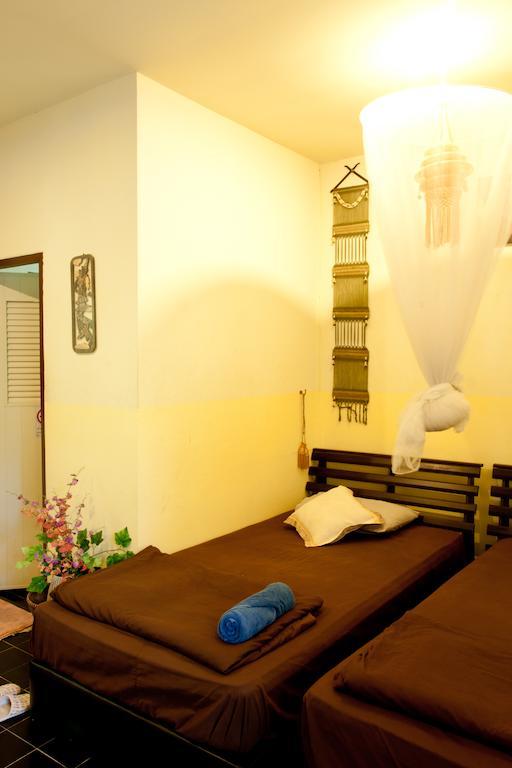 Baan Puang Petch Hotel Chiang Mai Exterior photo